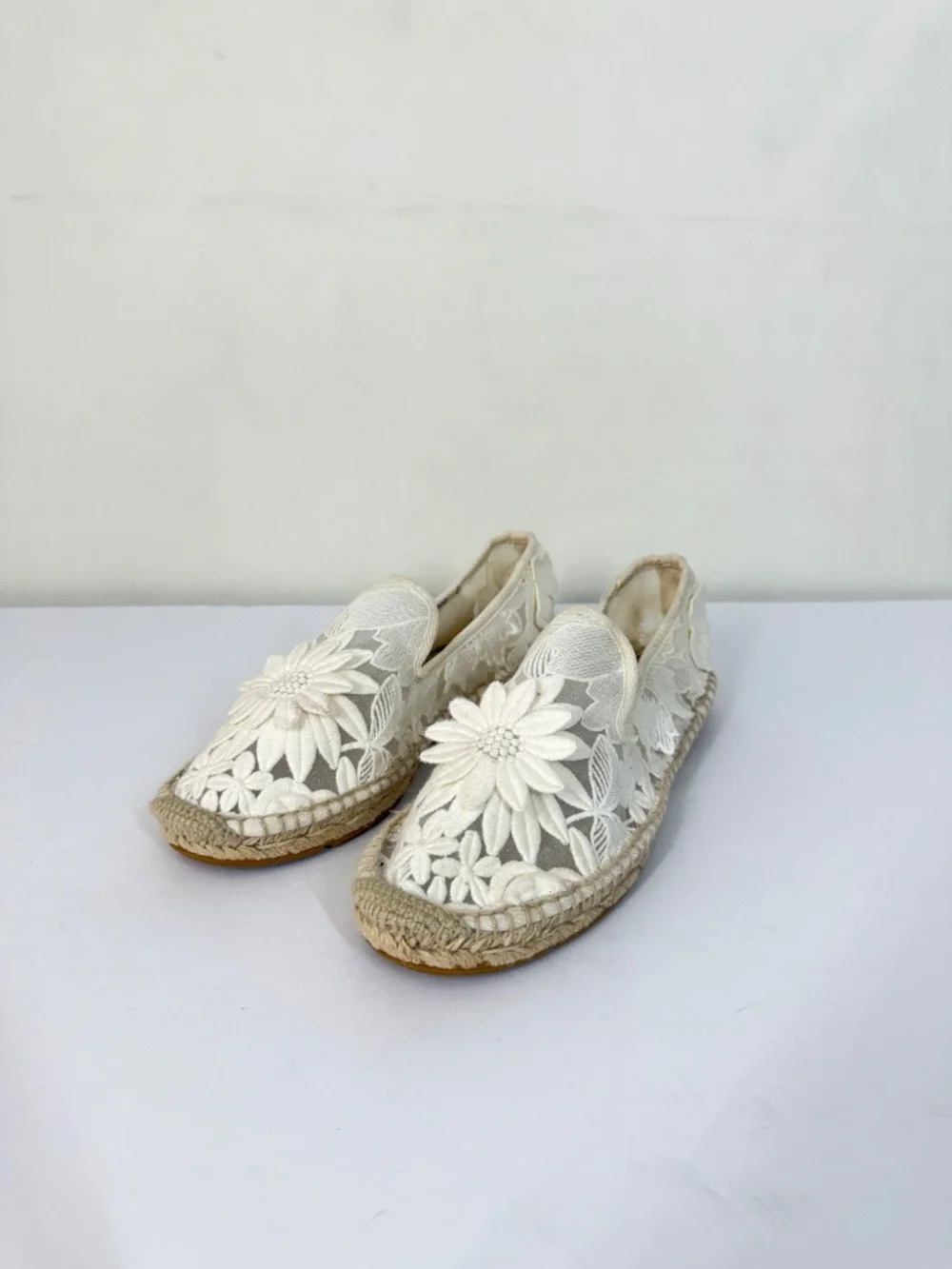 Tory Burch Darian Guipure Lace Flower Espadrilles Cream 8.5 Casual Summer Boho
